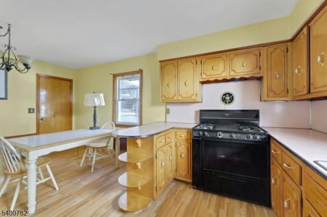 835 Chestnut Street Kearny NJ 07032