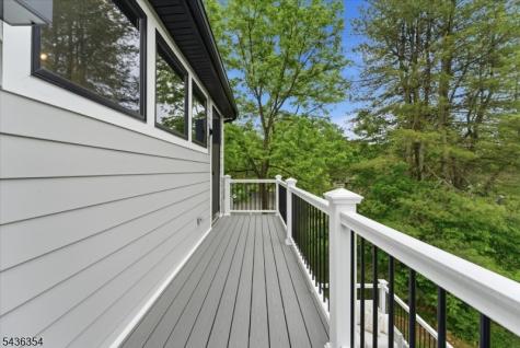 126 Emerson Lane Berkeley Heights NJ 07922