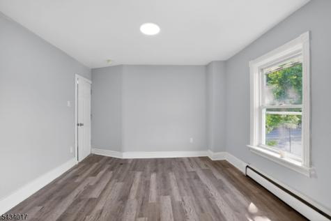 582 Roseberry Street Phillipsburg NJ 08865