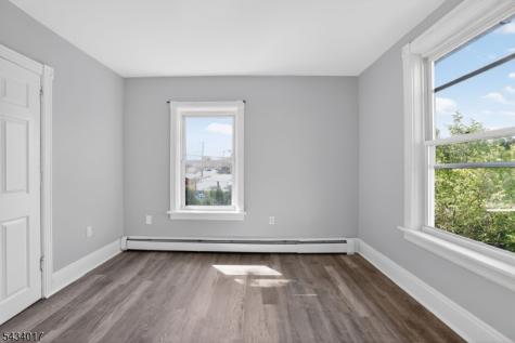582 Roseberry Street Phillipsburg NJ 08865