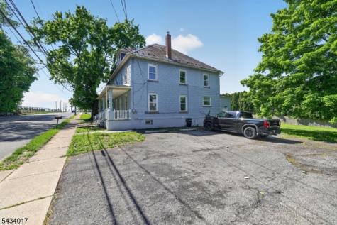 582 Roseberry Street Phillipsburg NJ 08865