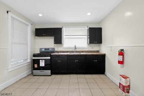 582 Roseberry Street Phillipsburg NJ 08865