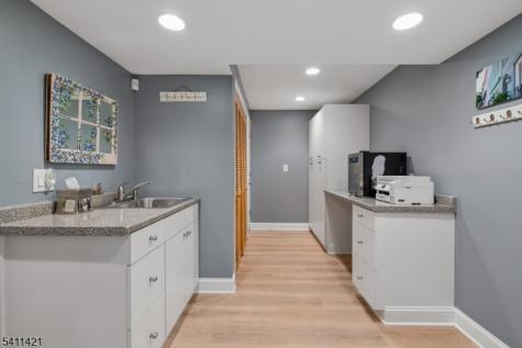 60 Edgemere Road Livingston NJ 07039