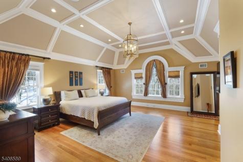 4 Rainetree Ridge Mendham NJ 07931