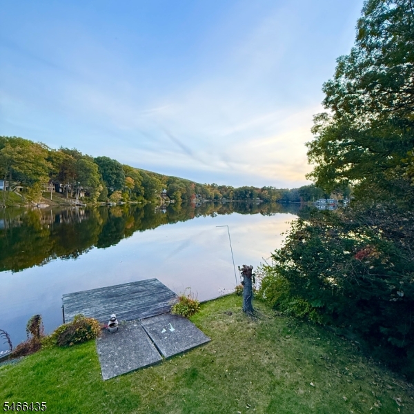 54 Horseshoe Drive Jefferson NJ 07438