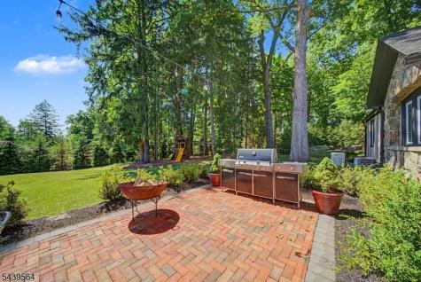 235 Old Chester Road Chester NJ 07930
