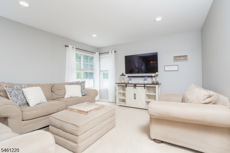 102 Connelly Avenue Mount Olive NJ 07828