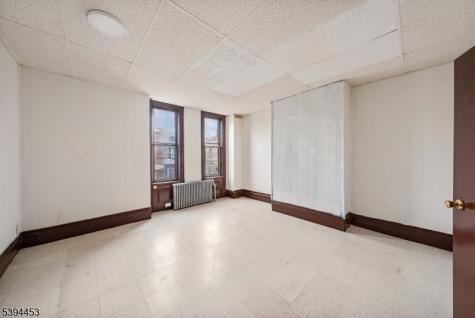 73 Virginia Avenue Jersey City NJ 07304