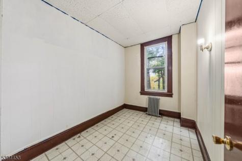 73 Virginia Avenue Jersey City NJ 07304