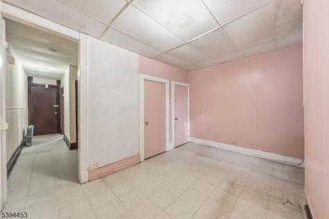 73 Virginia Avenue Jersey City NJ 07304