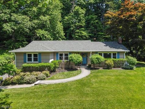 7 Molly Stark Drive Morris NJ 07960