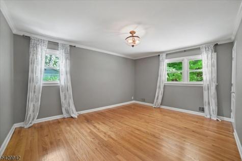 7 Molly Stark Drive Morris NJ 07960