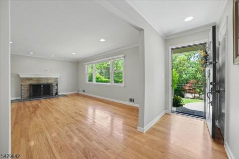 7 Molly Stark Drive Morris NJ 07960