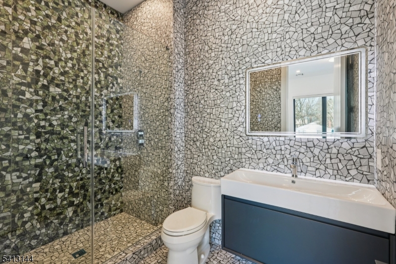 39 Billingsley Drive Livingston NJ 07039