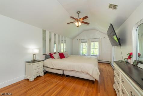44 Dover Milton Road Jefferson NJ 07438