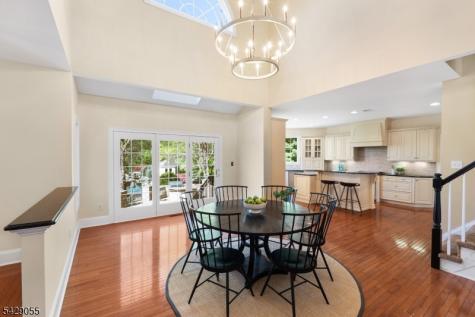 17 Carlisle Court Chester NJ 07930
