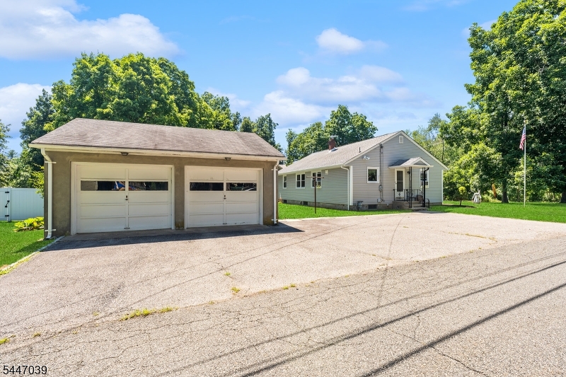 162 Cozy Lake Road Jefferson NJ 07438