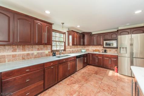 35 Waughaw Road Montville NJ 07082