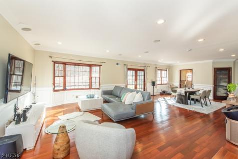 35 Waughaw Road Montville NJ 07082