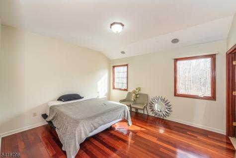 35 Waughaw Road Montville NJ 07082
