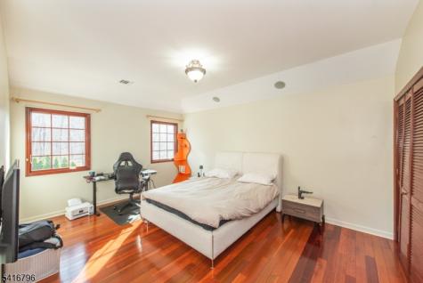 35 Waughaw Road Montville NJ 07082