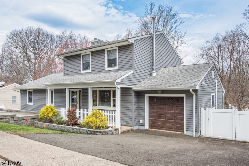 104 Lionshead Drive West Wayne NJ 07470