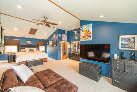 104 Lionshead Drive West Wayne NJ 07470