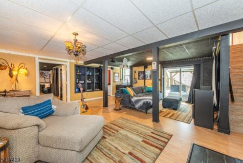 104 Lionshead Drive West Wayne NJ 07470