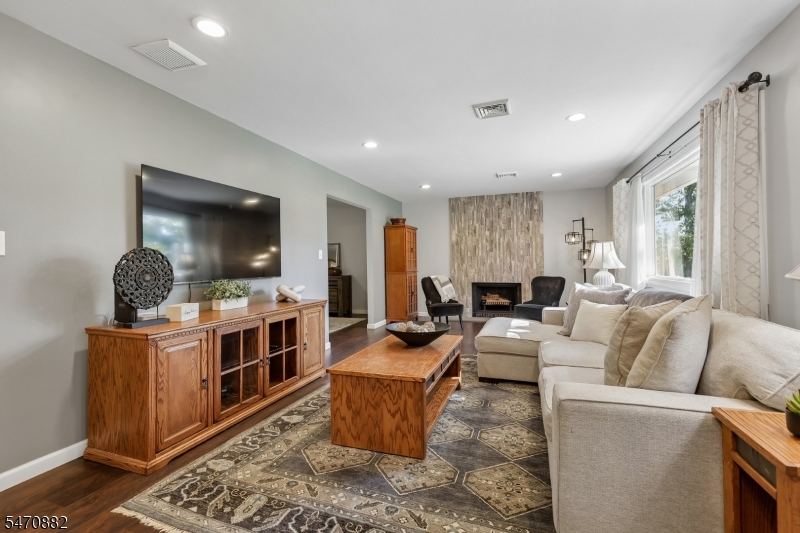 35 Walnut Avenue Franklin NJ 08873