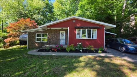 5 Lakeview Drive South Vernon NJ 07419