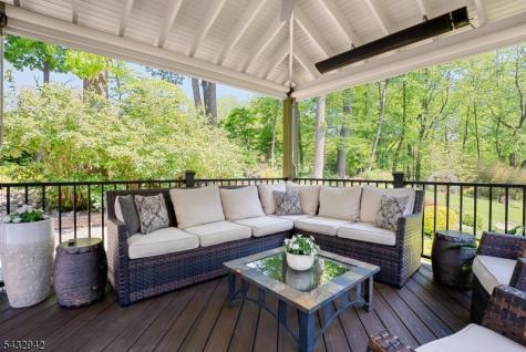 16 Farm Road Chester NJ 07930