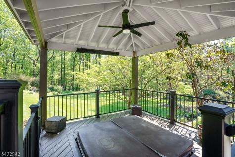 16 Farm Road Chester NJ 07930