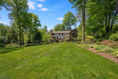 16 Farm Road Chester NJ 07930
