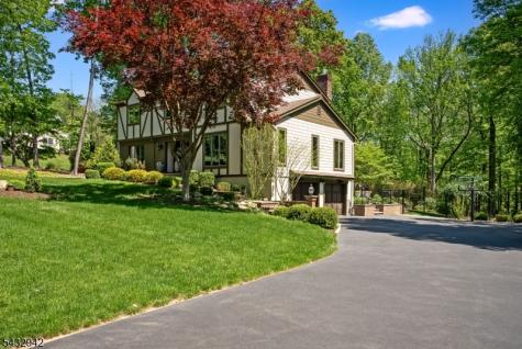 16 Farm Road Chester NJ 07930