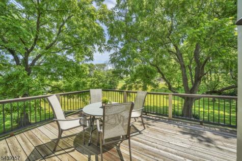 33 Dry Road Blairstown NJ 07825