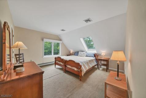 33 Dry Road Blairstown NJ 07825