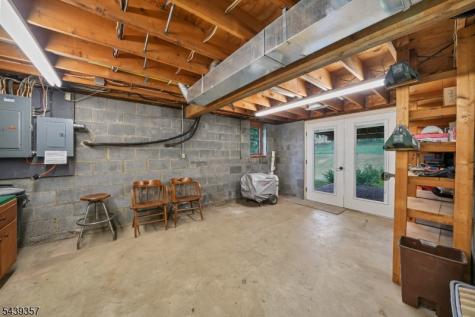 33 Dry Road Blairstown NJ 07825