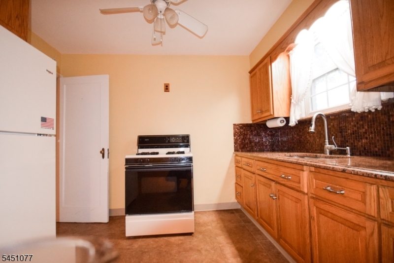 441 9TH Avenue Paterson NJ 07514