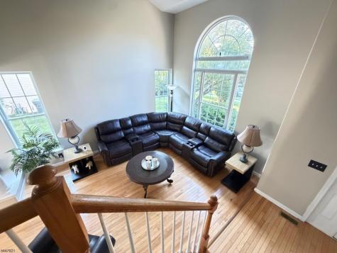 308 Stonehenge Drive Lopatcong NJ 08865