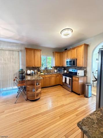 308 Stonehenge Drive Lopatcong NJ 08865