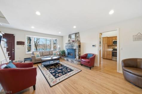 51 Lakeside Drive Vernon NJ 07422