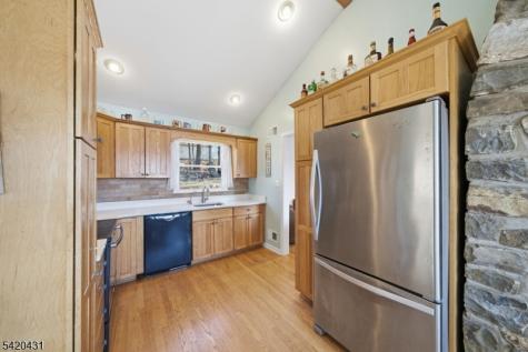 51 Lakeside Drive Vernon NJ 07422