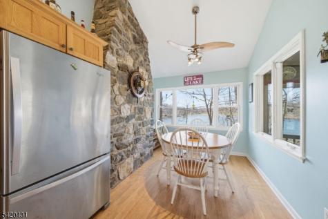 51 Lakeside Drive Vernon NJ 07422