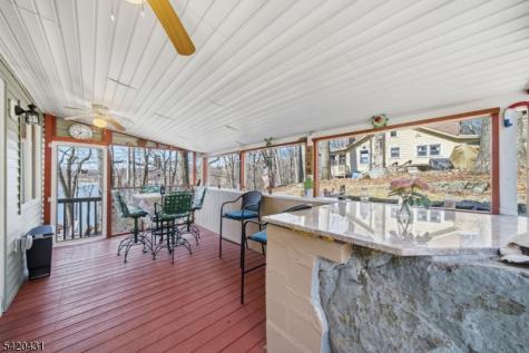 51 Lakeside Drive Vernon NJ 07422
