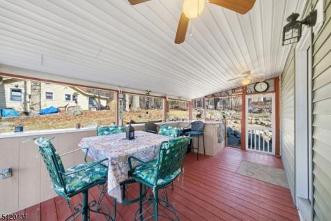 51 Lakeside Drive Vernon NJ 07422