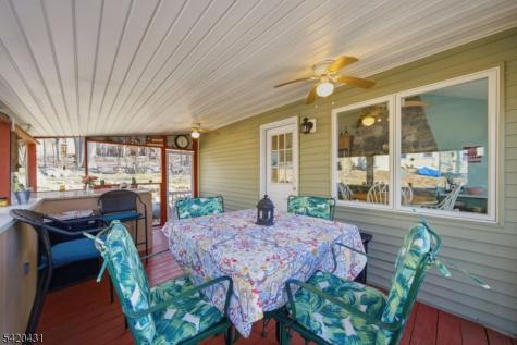 51 Lakeside Drive Vernon NJ 07422