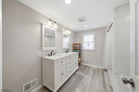 51 Lakeside Drive Vernon NJ 07422