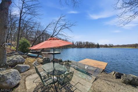 51 Lakeside Drive Vernon NJ 07422