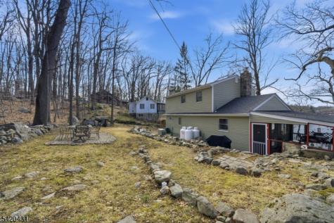 51 Lakeside Drive Vernon NJ 07422