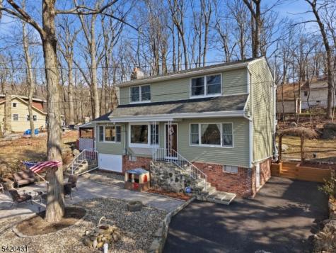 51 Lakeside Drive Vernon NJ 07422